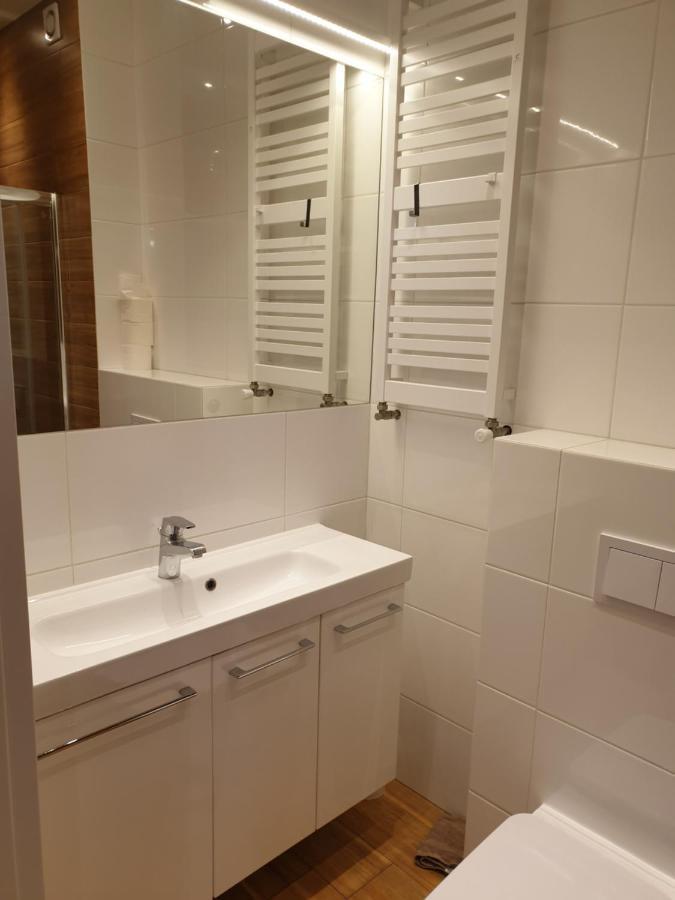 Maly Apartament W Zieleni Blisko Jeziora Sroda Wielkopolska Exterior photo